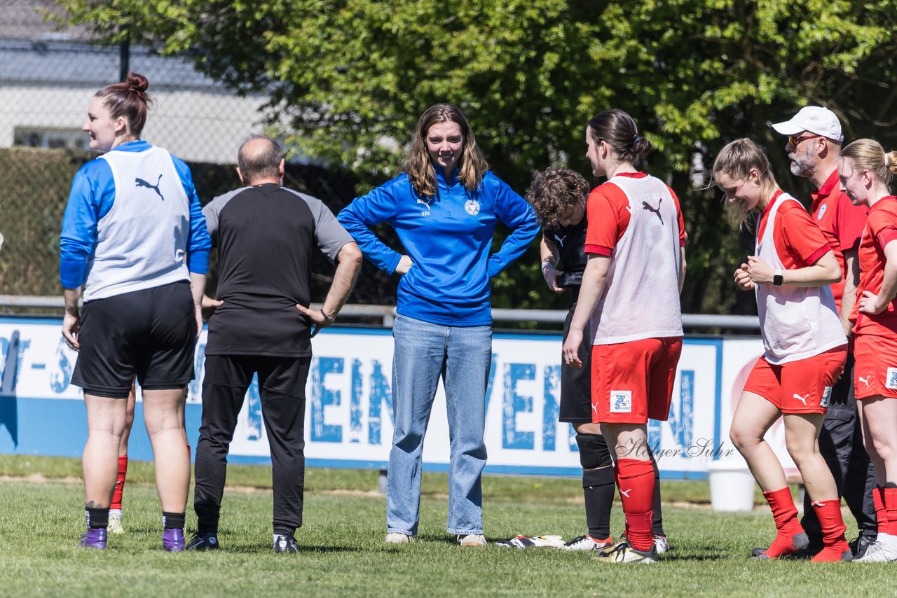 Bild 409 - F TSV Zarpen - Holstein Kiel II : Ergebnis: 2:6